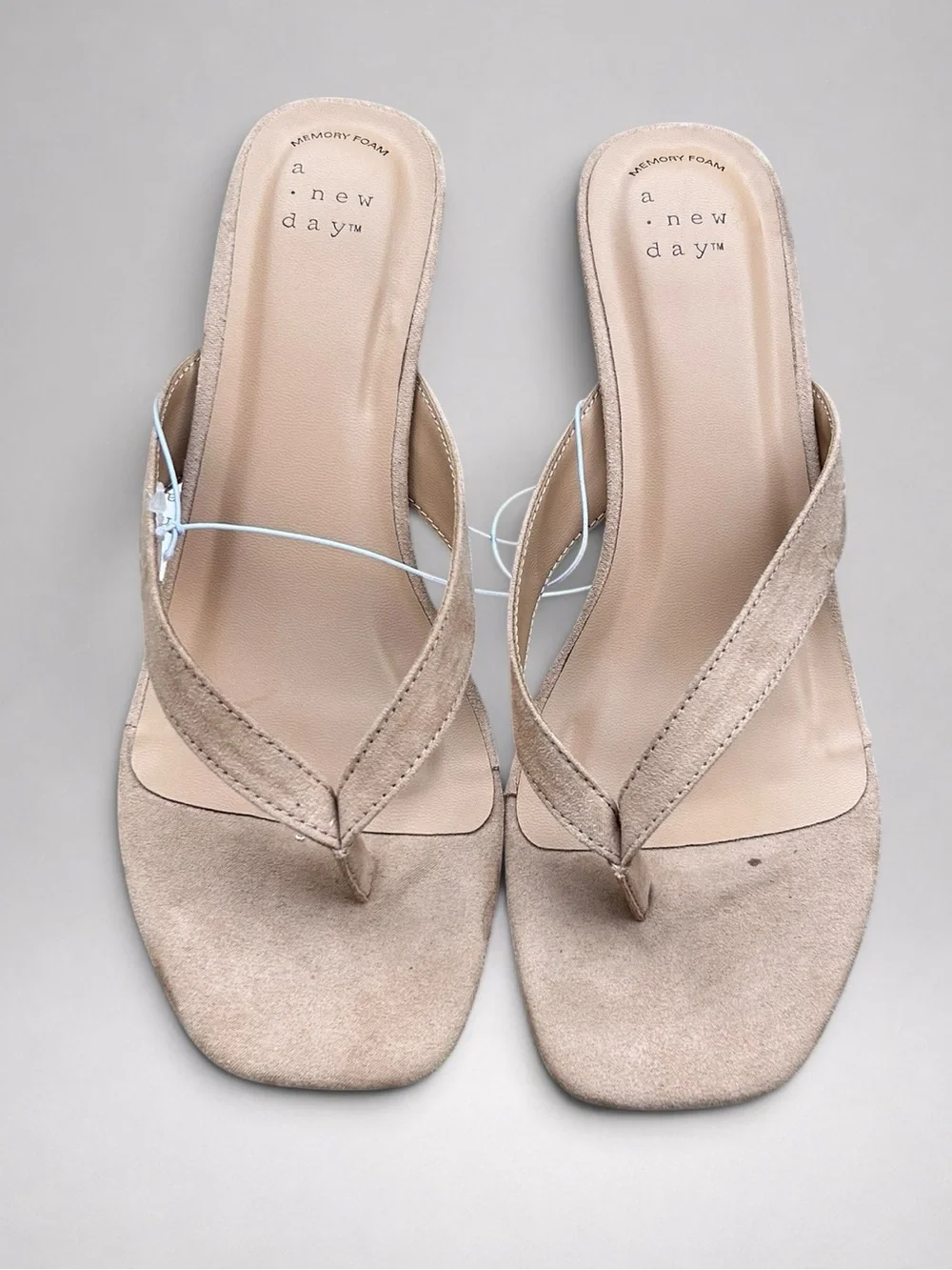 A New Day Nude Faux Suede Thong Kitten Heel Sandals Size 7.5